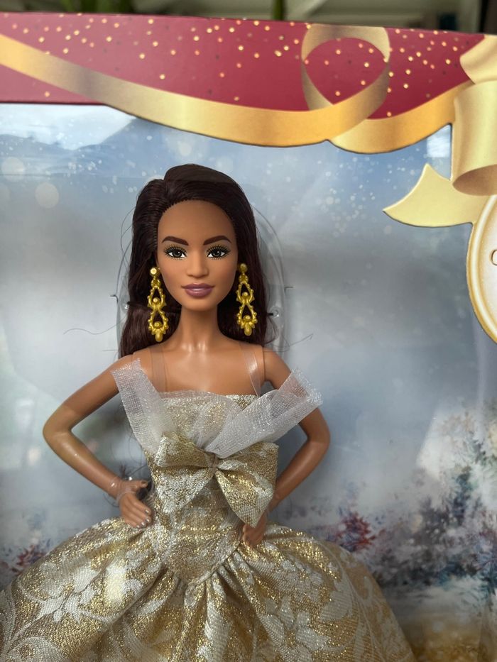 Barbie joyeux Noël 2025 brune neuf - photo numéro 2
