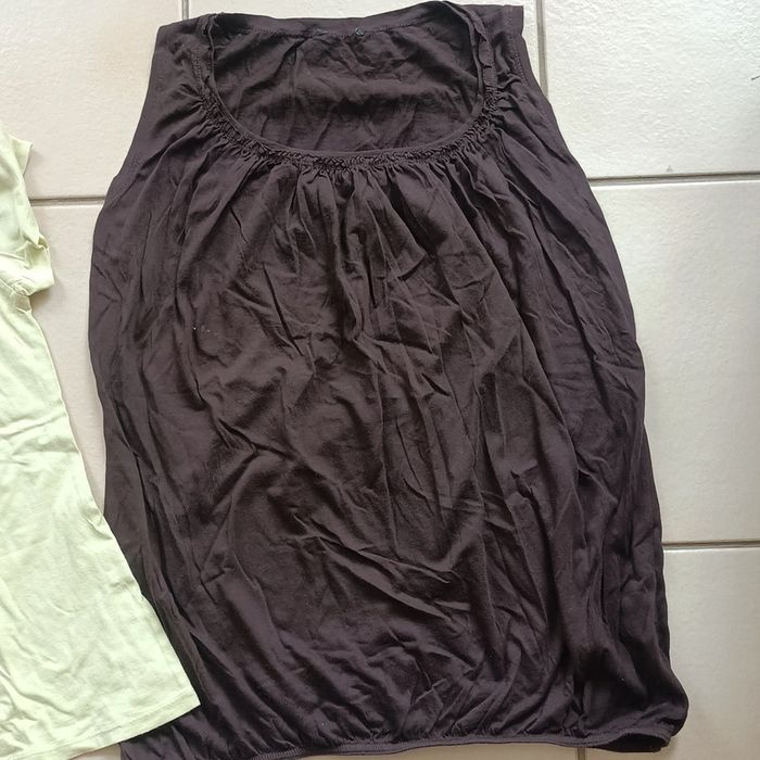 2 tee shirt taille 40 - photo numéro 3