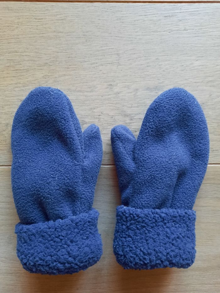 Moufles Okaïdi neuves