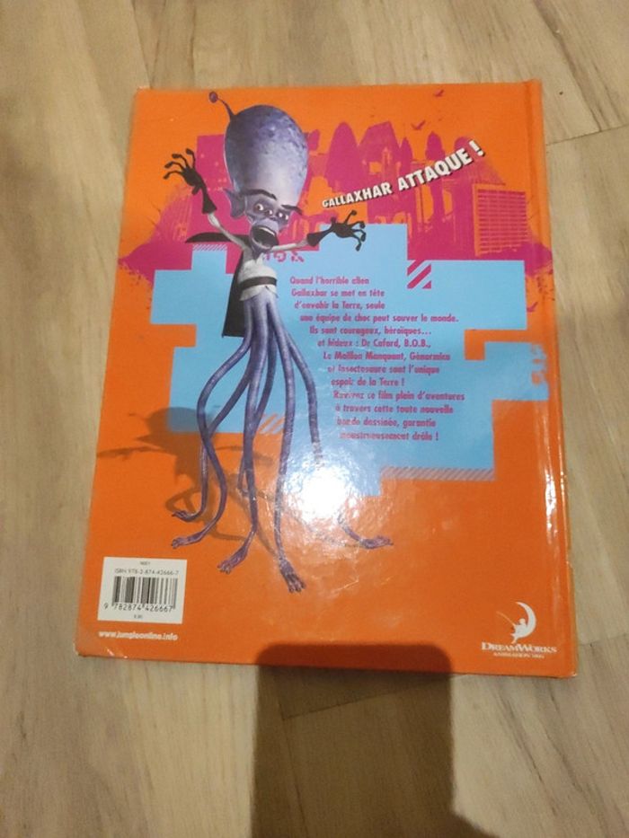 Bande dessinée monstre contre aliens - photo numéro 2