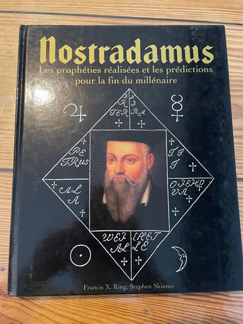 Livre Nostradamus