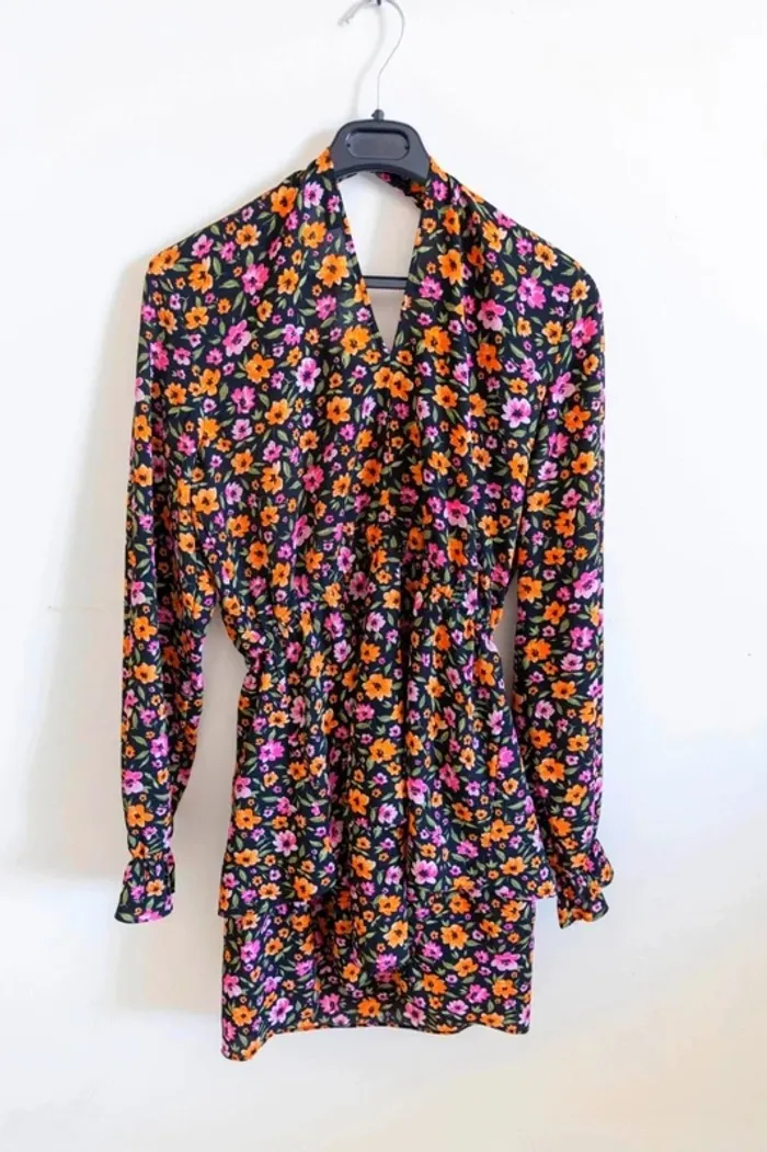 C48 robe fleurie H&M 38 - photo numéro 2