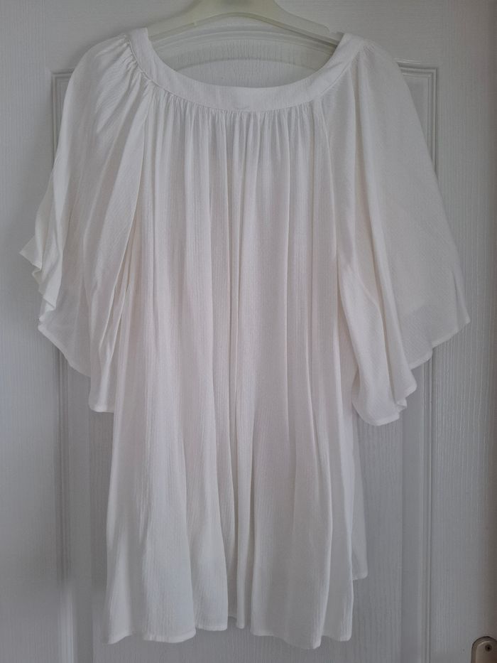 Haut blanc fluide - photo numéro 2