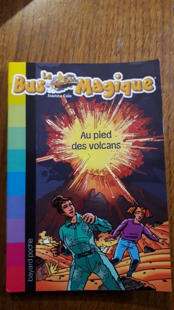 Le bus magique - Au pied des volcans