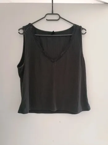 Petit top taille 1xl
