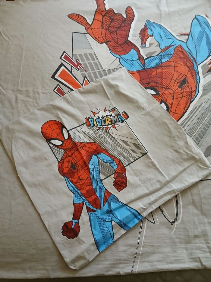 Parure de lit Spiderman 140 × 200 cm - photo numéro 2
