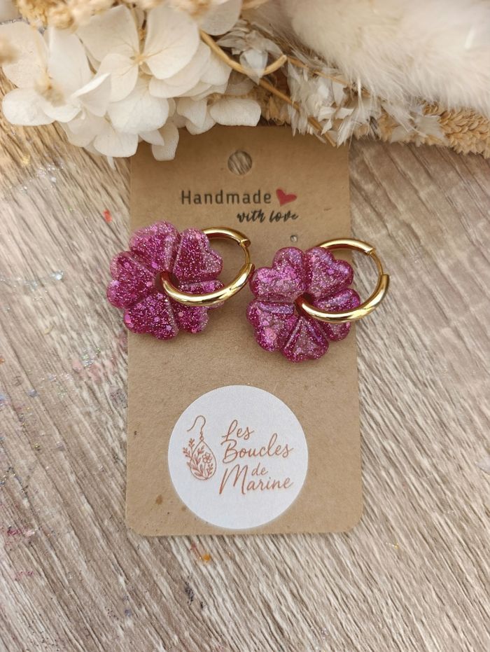 Boucles d'oreilles en résine