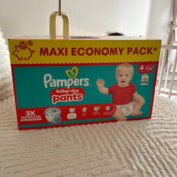 Pampers pants taille 4