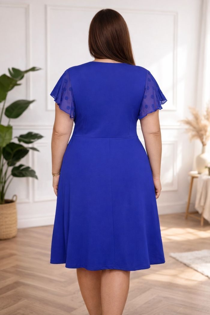 Robe patineuse d été manches courtes volantées bleu roi Femme taille 52 marque Boohoo 💍 - photo numéro 2