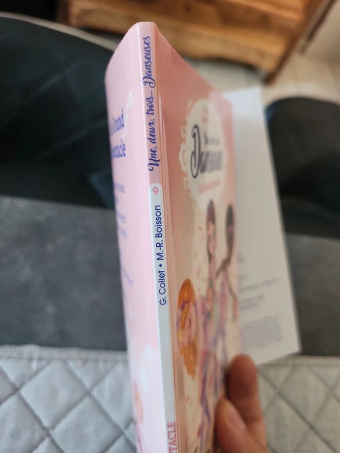 Livre fille danseuses - photo numéro 4