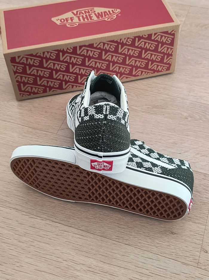 Baskets chaussures vans old skool taille 42 neuves - photo numéro 10