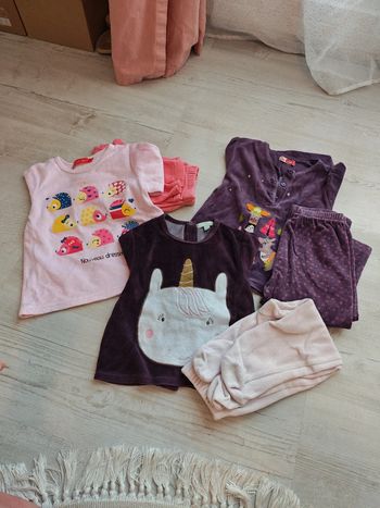 Lot pyjamas hiver 24 mois