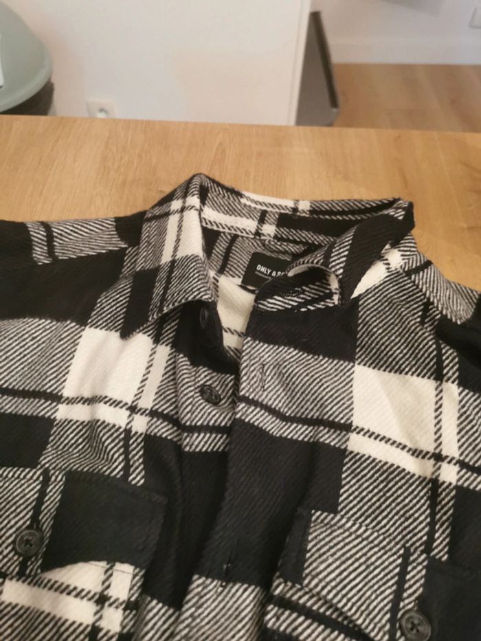 Chemise épaisse taille XL - photo numéro 2
