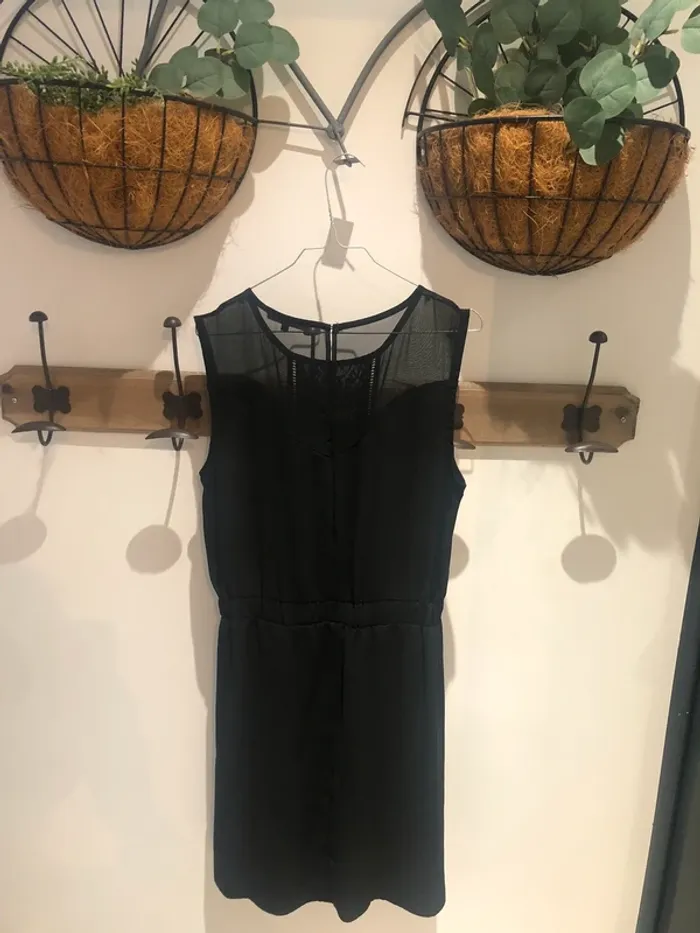 Robe noire Taille 42 - photo numéro 2