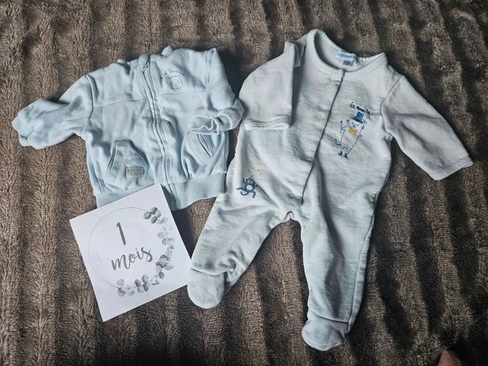 Ensemble 1 mois garçon gilet et pyjama manches longues