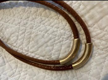 Collier breal doré et marron