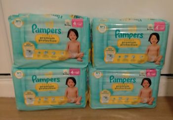 Couches Pampers premium taille 4