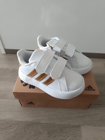 Basket Adidas fille