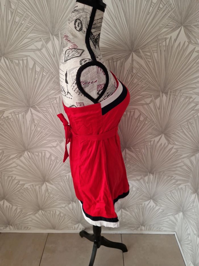 Jolie robe bustier taille 36 made in Italy - photo numéro 4