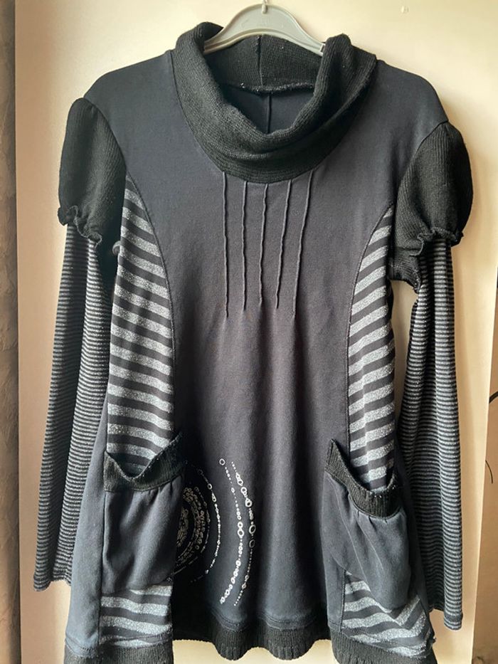 Tunique manches tricotées