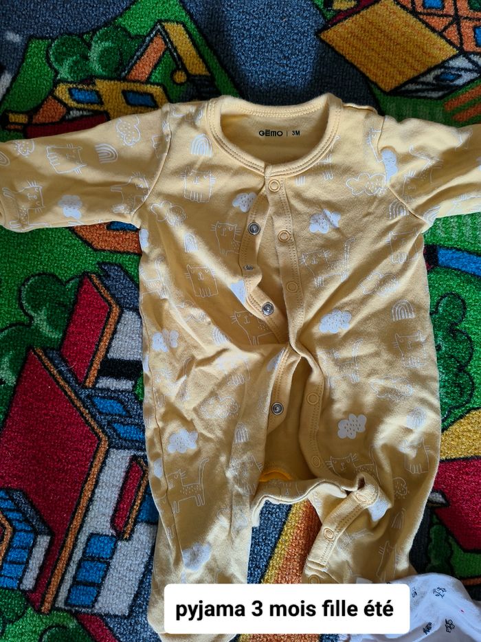 Vêtements fille - photo numéro 2