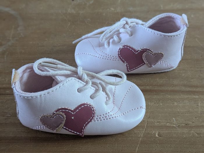 Chaussons/chaussures coeur bébé fille 6-9 mois - photo numéro 3