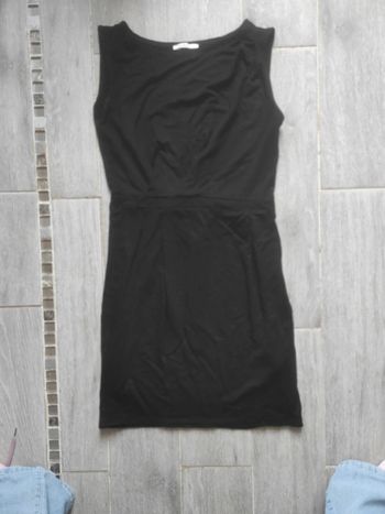 Robe courte camaïeu taille 36