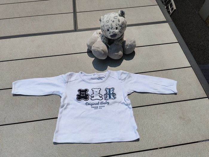 Tee shirt ours blanc neuf 12 mois
