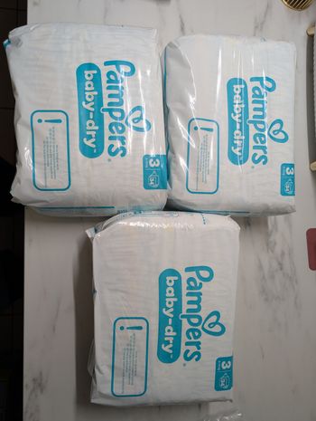 Couche taille 3 Pampers Baby-dry soit 102 couches