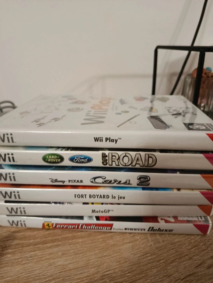 Wii avec 7 jeux et manettes - photo numéro 2