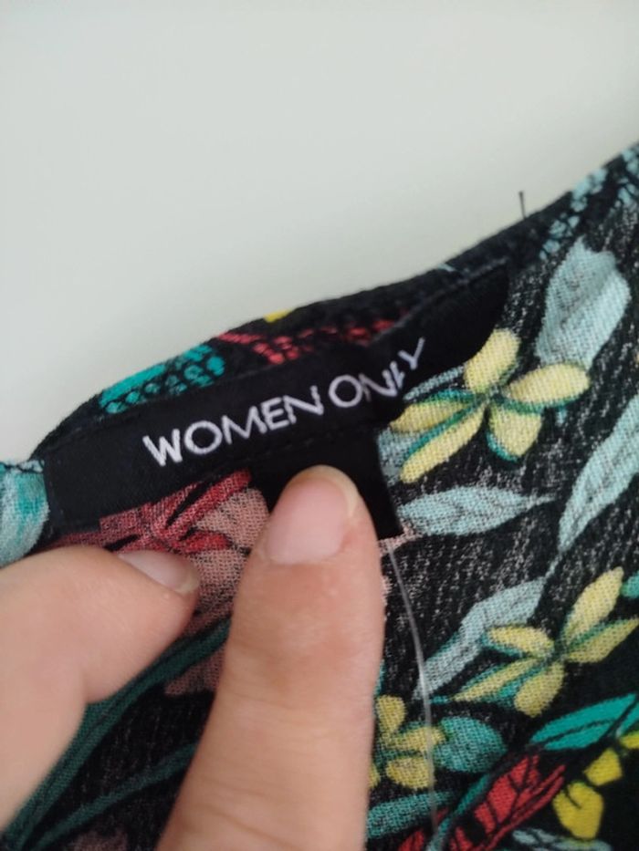 Combinaison short fleurie T 40 - photo numéro 4