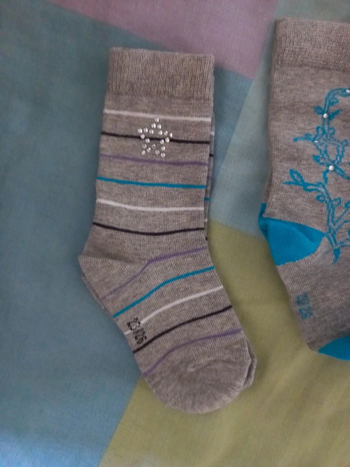 3paires de chaussettes 2/3ans - photo numéro 2