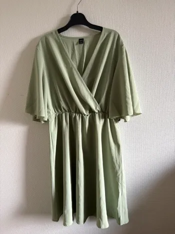 Robe fluide verte sauge - taille M