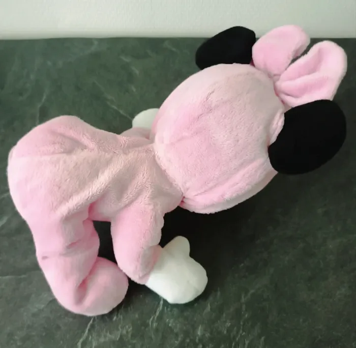 Peluche Minnie DISNEY grenouillére pyjama rose - photo numéro 5