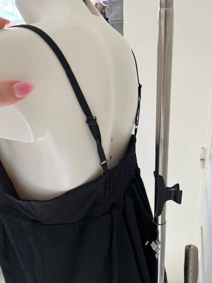 Robe noire avec noeud - photo numéro 9
