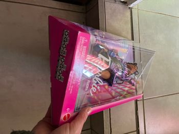 Barbie neuve 