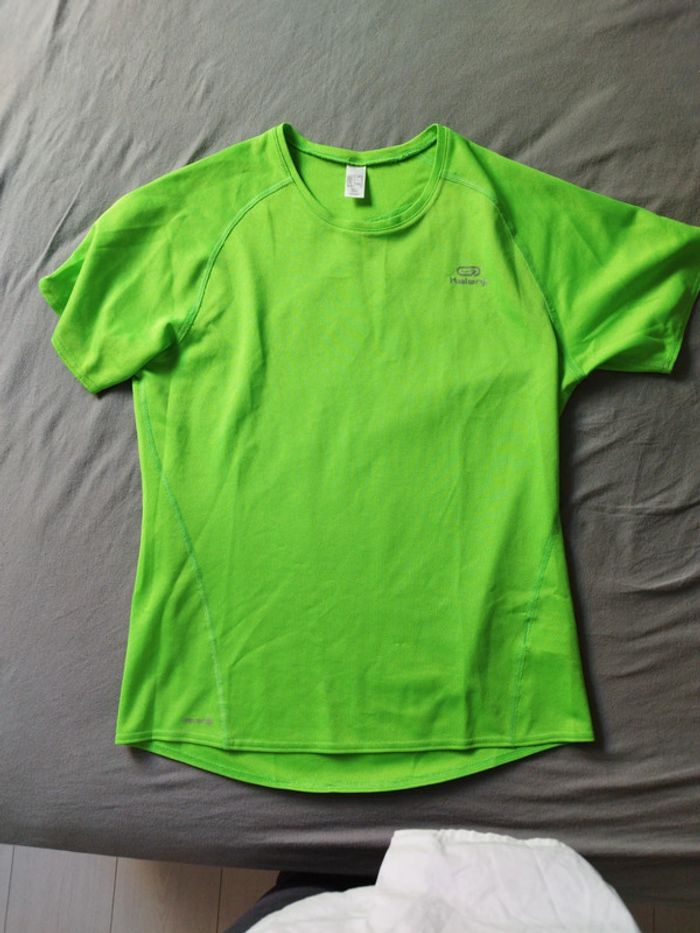 T-shirt sport taille M kalenji