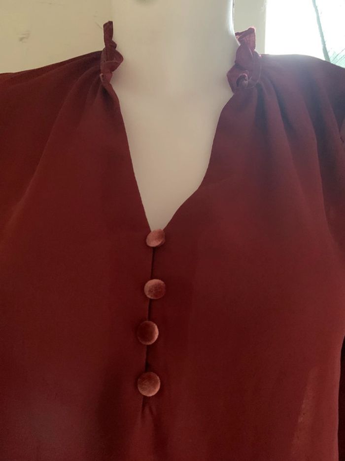 Blouse Kiabi bordeaux taille 38 manches longues - photo numéro 3