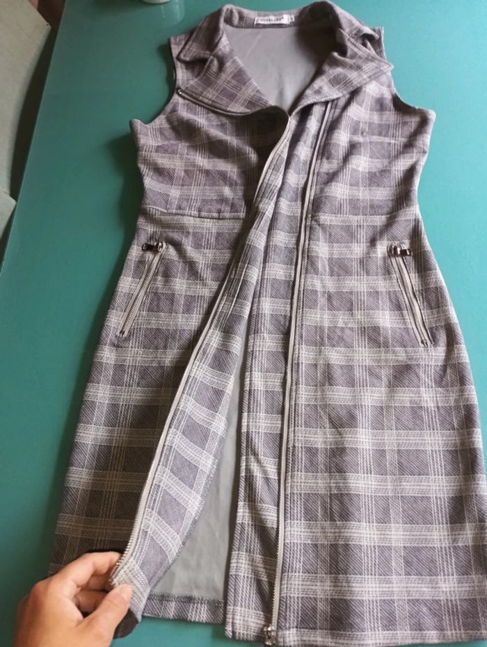 Robe extensible taille L marque voyelles en excellent état - photo numéro 6