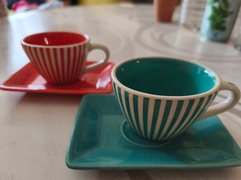 Lot 2 tasses