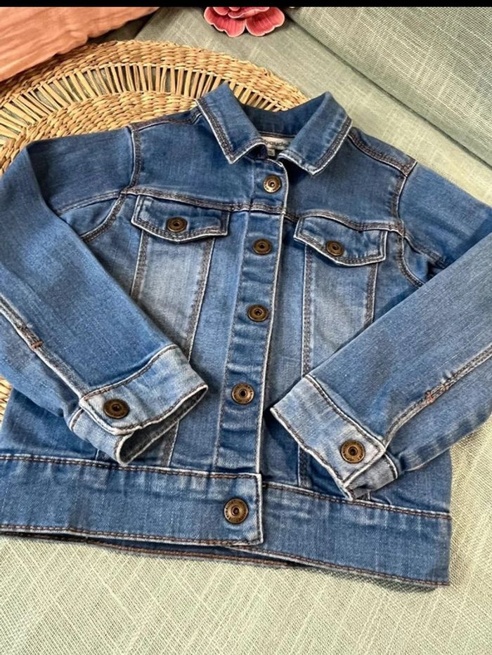 Veste en jean 24 mois broderie - photo numéro 4