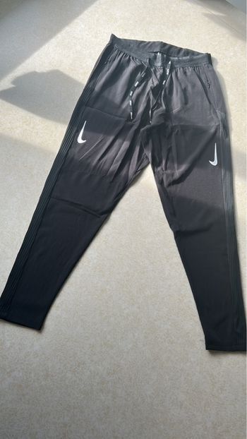 Nike runnig areoswift