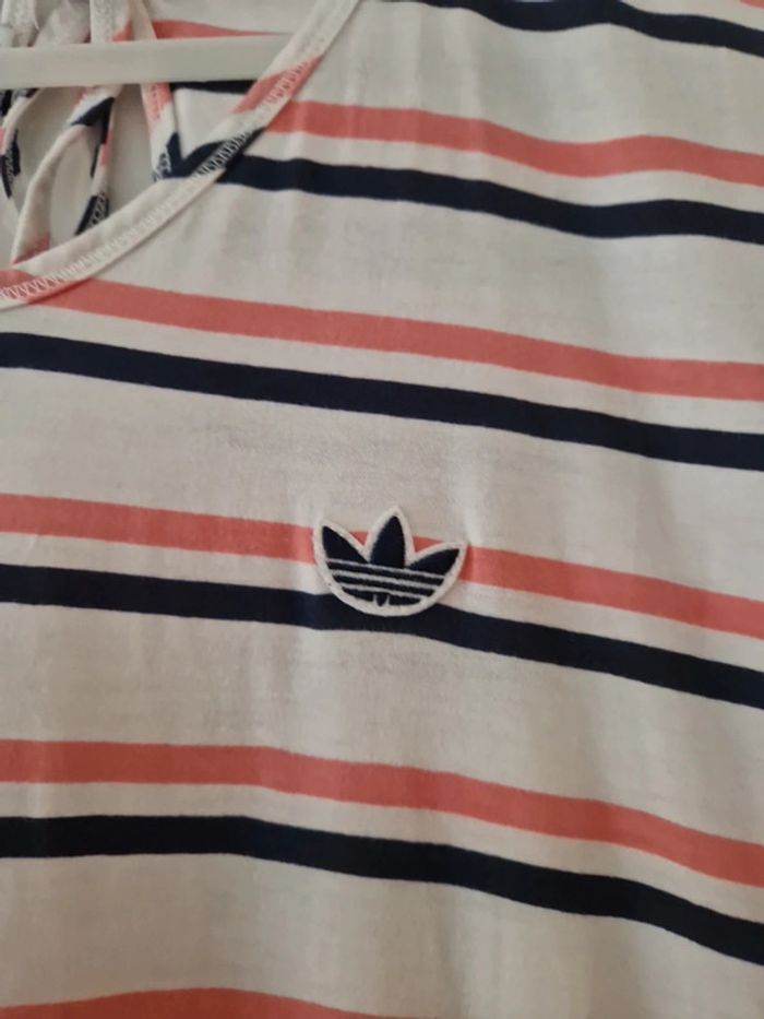 Robe été femme blanc à rayures avec dos ouvert taille 36 TBE Adidas - photo numéro 2
