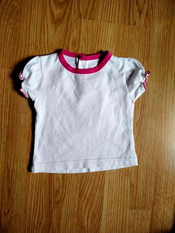 T-shirt blanc froufrous roses.  bébé 18 mois