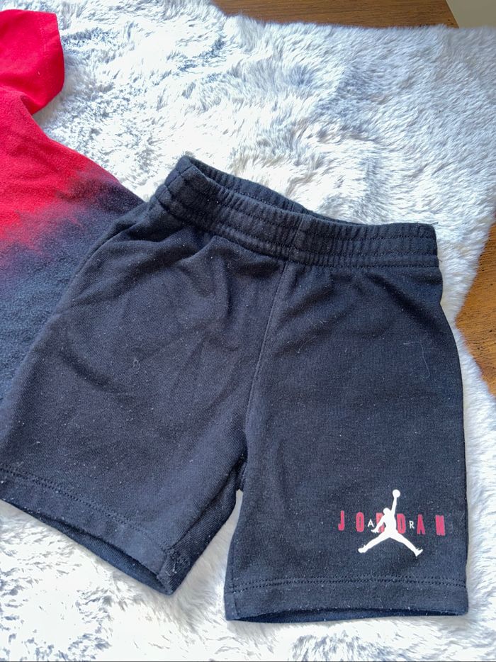 Ensemble short rouge et noir - 24 mois - Jordan - photo numéro 3