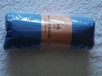 Drap housse bleu foncé Baby Fitted neuf Dimension 70 x 140 cm