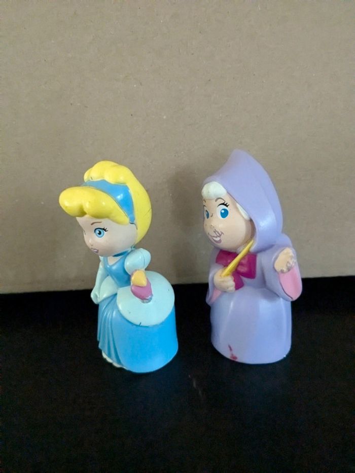 2 figurines Cendrillon et la bonne fée - photo numéro 3
