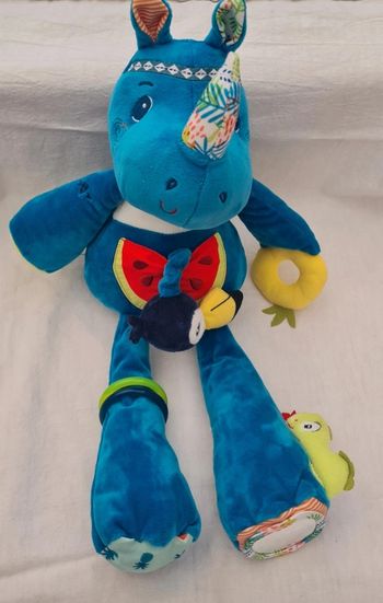 Peluche d'activités Marius le rhinocéros bleu 40 cm - Toucan pastèque - Lilliputiens