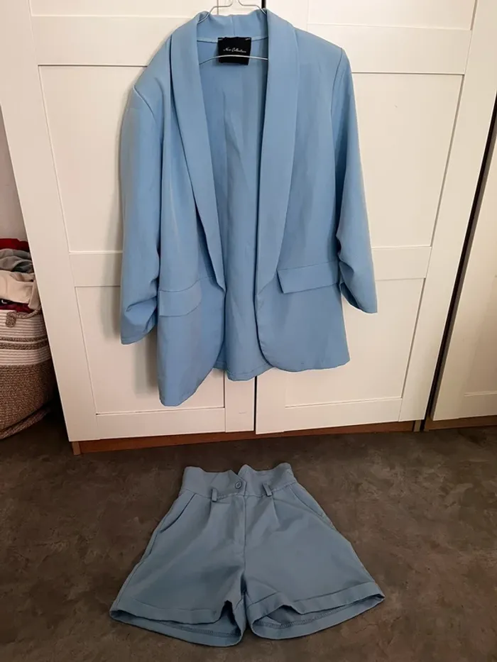 Ensemble bleu clair short et veste - photo numéro 4
