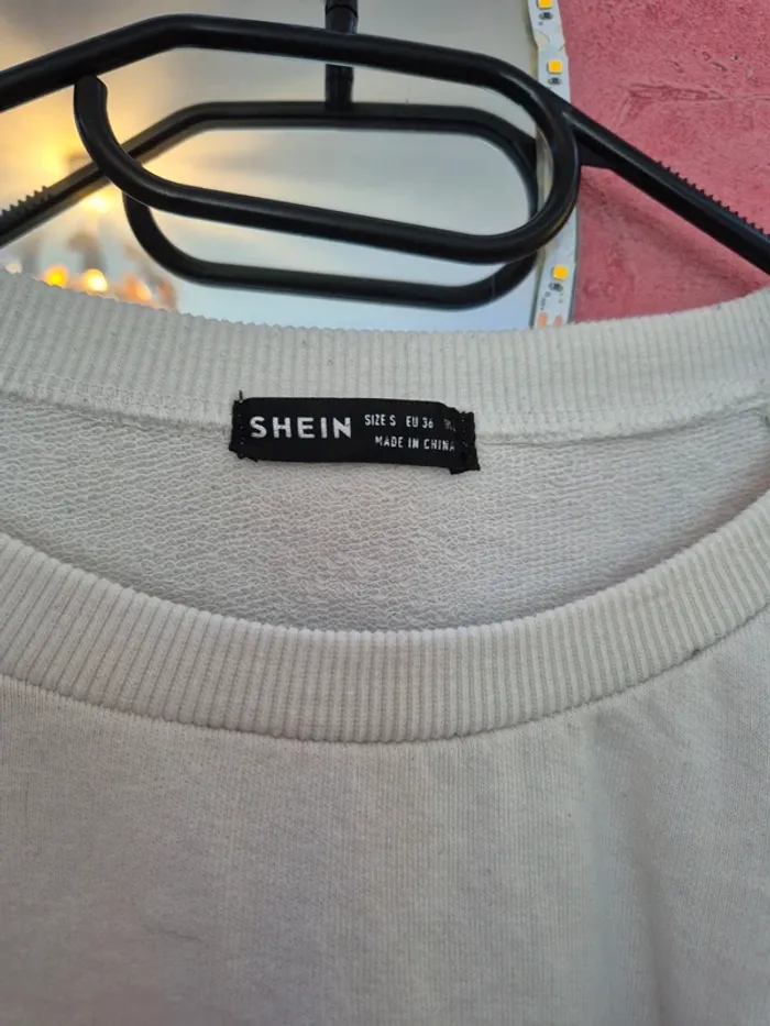 Pull blanc Shein - photo numéro 5